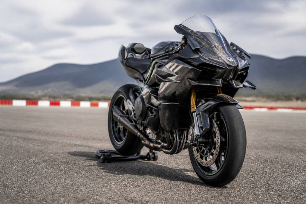 Les motos les plus puissantes : modèles, performances et prix en 2026