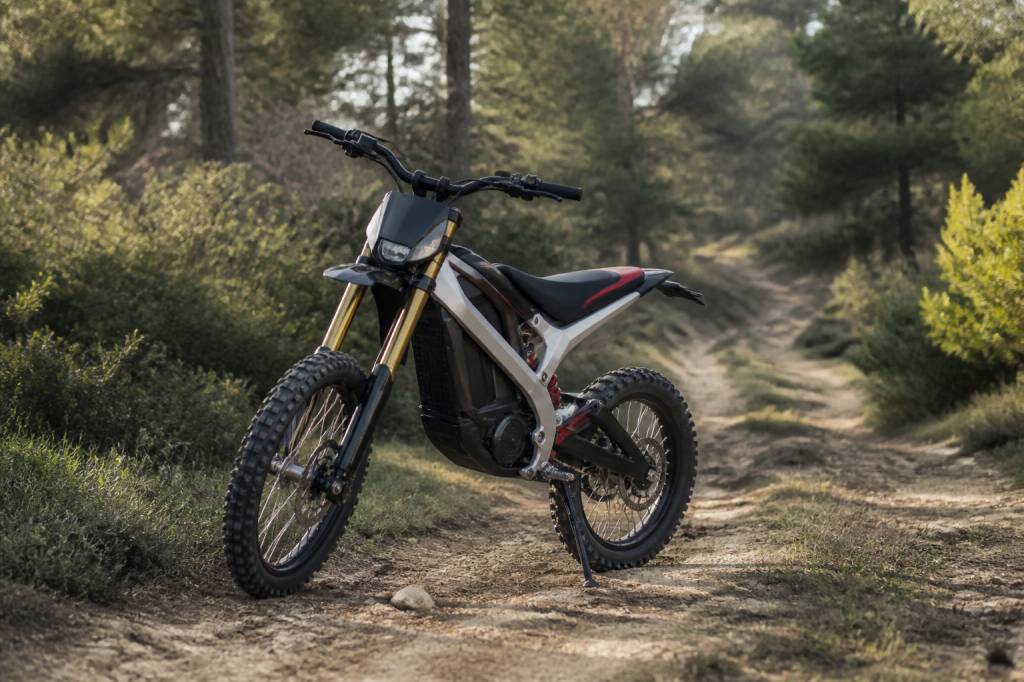 Segway sx2 tout savoir sur ce modèle de moto tout-terrain électrique
