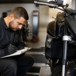 Points contrôle technique moto : les vérifications essentielles à connaître